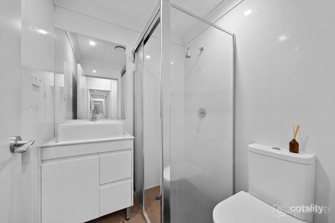 Property photo of 302/10-18 Meryll Avenue Baulkham Hills NSW 2153