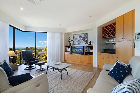 Property photo of 137 K P McGrath Drive Elanora QLD 4221