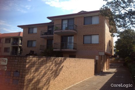Property photo of 8/6 Lenneberg Street Southport QLD 4215