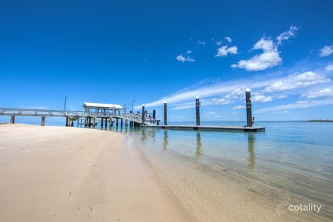 Property photo of 562 Water Gum Crescent Ningi QLD 4511