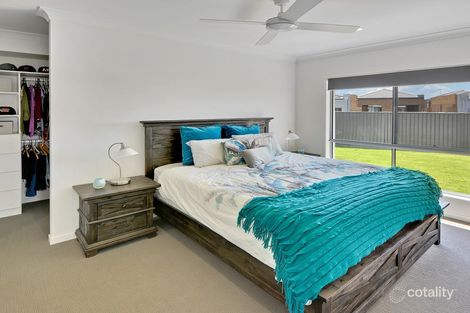 Property photo of 29 Haslewood Crescent Meridan Plains QLD 4551