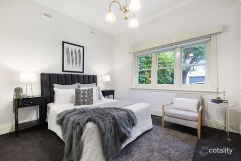 Property photo of 2 Craigavad Street Carnegie VIC 3163