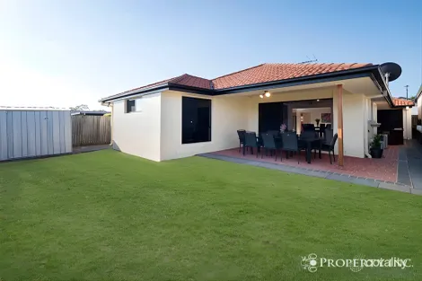 Property photo of 8 Jasmine Street Wakerley QLD 4154