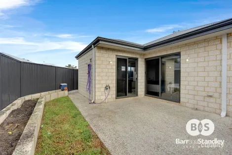 Property photo of 54 Capstan Place Geographe WA 6280