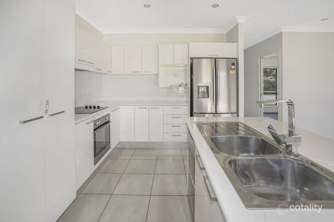 Property photo of 6 Basswood Avenue Bentley Park QLD 4869