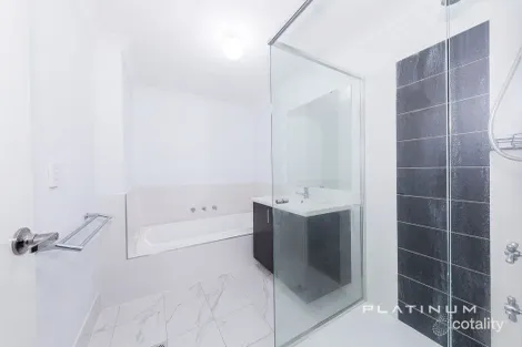 Property photo of 8 Amity Lane Ellenbrook WA 6069