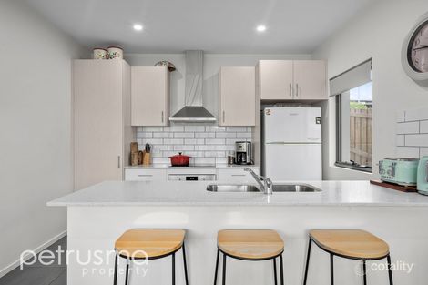 Property photo of 3/12A Bellevue Parade New Town TAS 7008