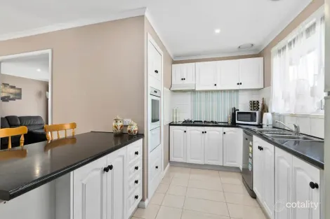 Property photo of 8 Ladava Court Hastings VIC 3915