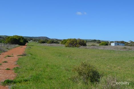 266 Hall Rd, Waggrakine, WA 6530