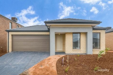 18 Augusta Way, Strathtulloh, VIC 3338