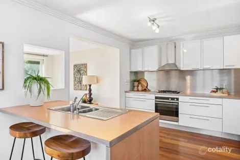 Property photo of 8 Eileen Avenue Southport QLD 4215