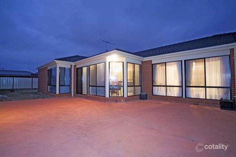 Property photo of 12 Ravello Circuit Point Cook VIC 3030