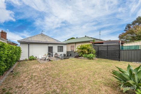 9 Winchester St, Mayfield, NSW 2304
