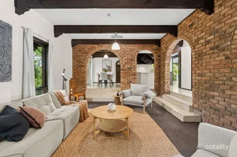 Property photo of 20 Beaumont Close Chapman ACT 2611