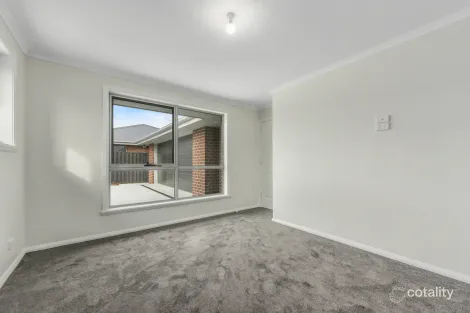 Property photo of 2/18 Sandscape Court Hadspen TAS 7290