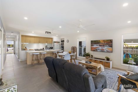 Property photo of 6 Terrence Avenue Nirimba QLD 4551