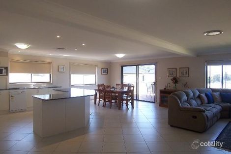 Property photo of 22 The Hill Valentine NSW 2280