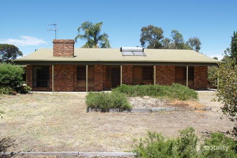 17 Kaarimba Rd, Wunghnu, VIC 3635