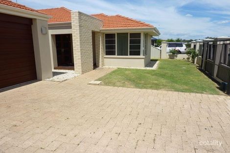 Property photo of 8 Saligna Bend Wattle Grove WA 6107
