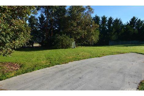 Property photo of 14 Tankerton Street Lang Lang VIC 3984