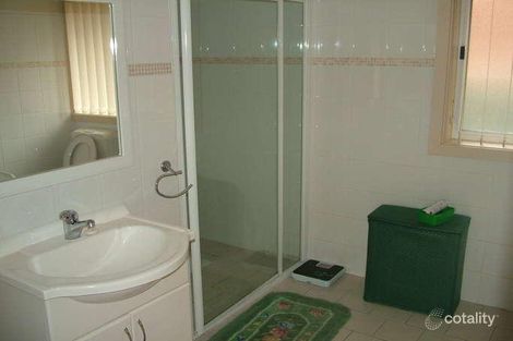 28 Barker St, Cambridge Park, NSW 2747