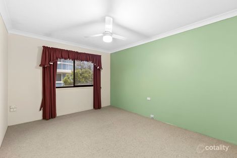 Property photo of 4/198 Marine Parade Labrador QLD 4215