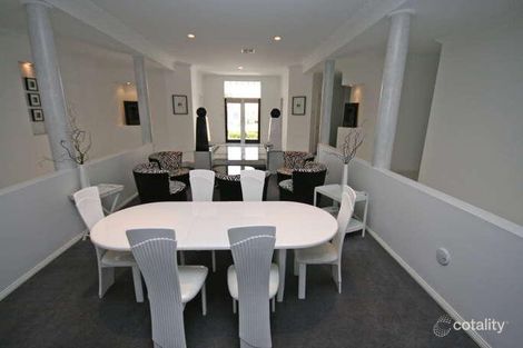 Property photo of 66 The Grange Hillvue NSW 2340