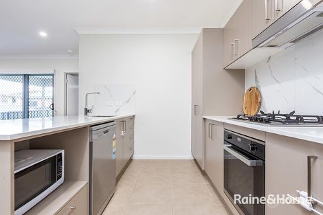 Property photo of 2/258 Warnervale Road Hamlyn Terrace NSW 2259