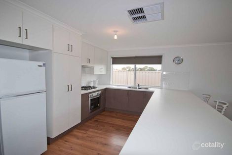 Property photo of 17 School Oval Drive Christie Downs SA 5164