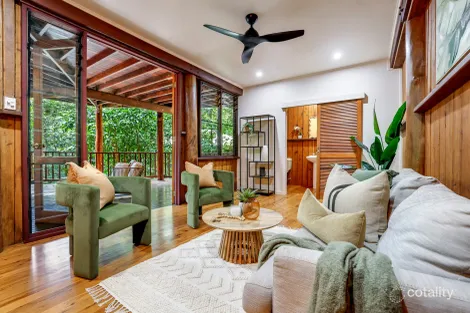 Property photo of 19 Cananga Close Kamerunga QLD 4870