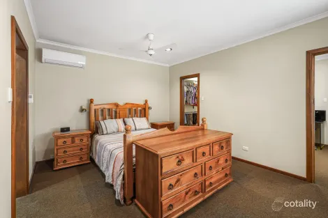 Property photo of 8 Glen Avon Terrace Ridgehaven SA 5097