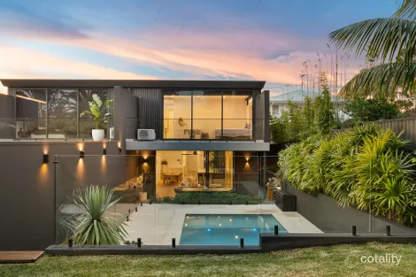 Property photo of 8A Caringbah Road Woolooware NSW 2230