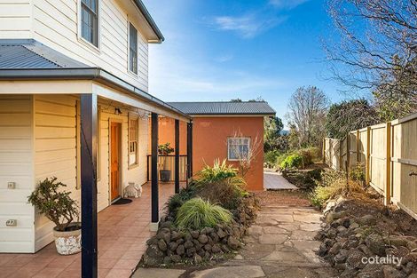 Property photo of 11 Old Oak Place Moss Vale NSW 2577