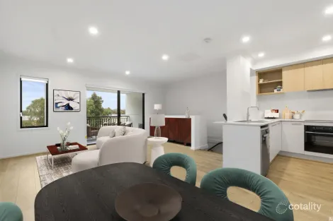 Property photo of 4 Shingleback Walk Mickleham VIC 3064
