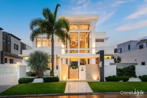 Property photo of 38 Royal Albert Crescent Paradise Point QLD 4216