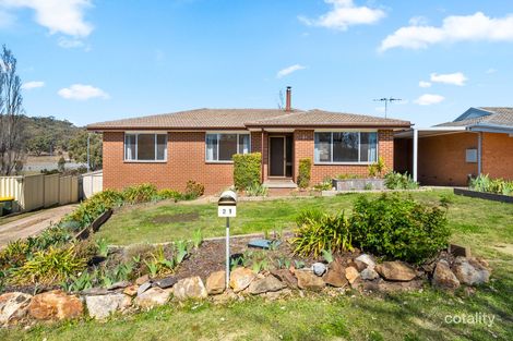 Property photo of 21 Monk Place Karabar NSW 2620