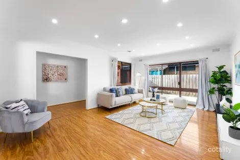 Property photo of 8 Fenfield Street Cranbourne VIC 3977