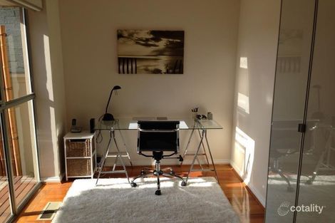 Property photo of 2/18 Park Avenue Glen Huntly VIC 3163