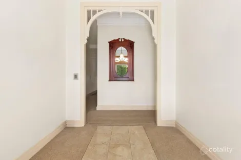 Property photo of 4 Hawkhurst Court Murrumba Downs QLD 4503