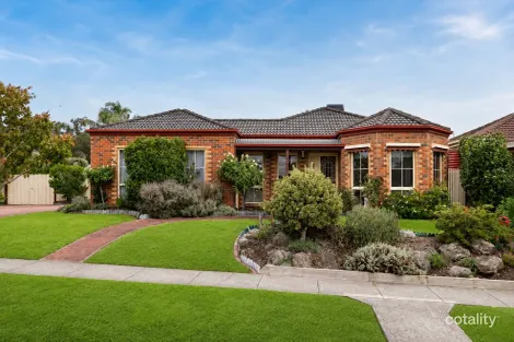 70 Monique Dr, Langwarrin, VIC 3910