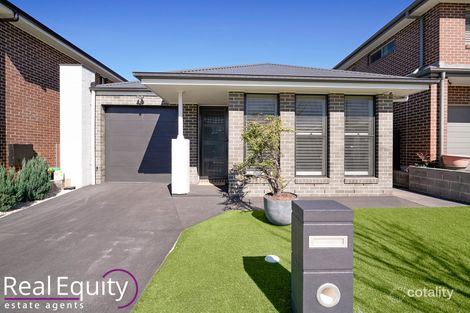 31 Horizon Cct, Moorebank, NSW 2170