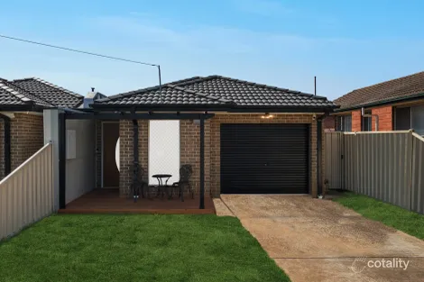 1/22 Golden Ave, Werribee, VIC 3030