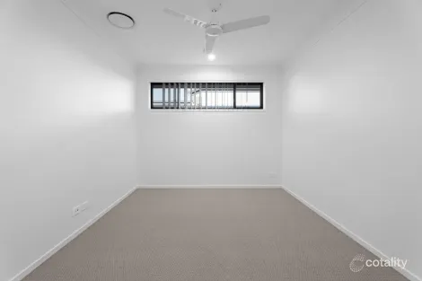 Property photo of 39 Evi Circuit Pialba QLD 4655