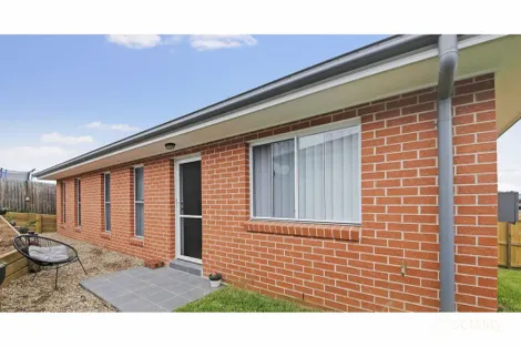 20a Furlong Dr, Currans Hill, NSW 2567