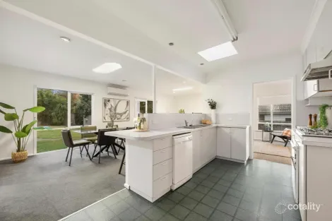 Property photo of 26 Florence Avenue Donvale VIC 3111