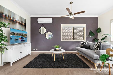 Property photo of 617 Archerfield Road Forest Lake QLD 4078