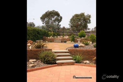 Property photo of 6 Apperly Close Kambah ACT 2902