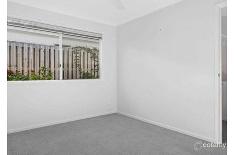 Property photo of 3 Watarrka Avenue Fitzgibbon QLD 4018