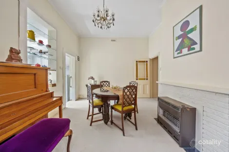 Property photo of 10 Newton Parade Moonee Ponds VIC 3039