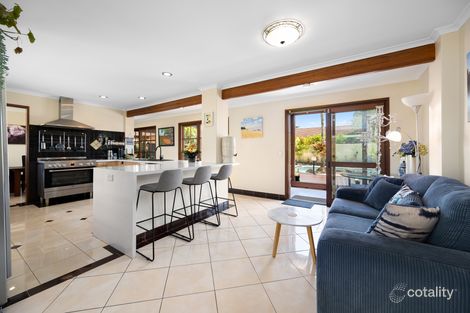 Property photo of 35 Thrush Avenue Paradise Point QLD 4216